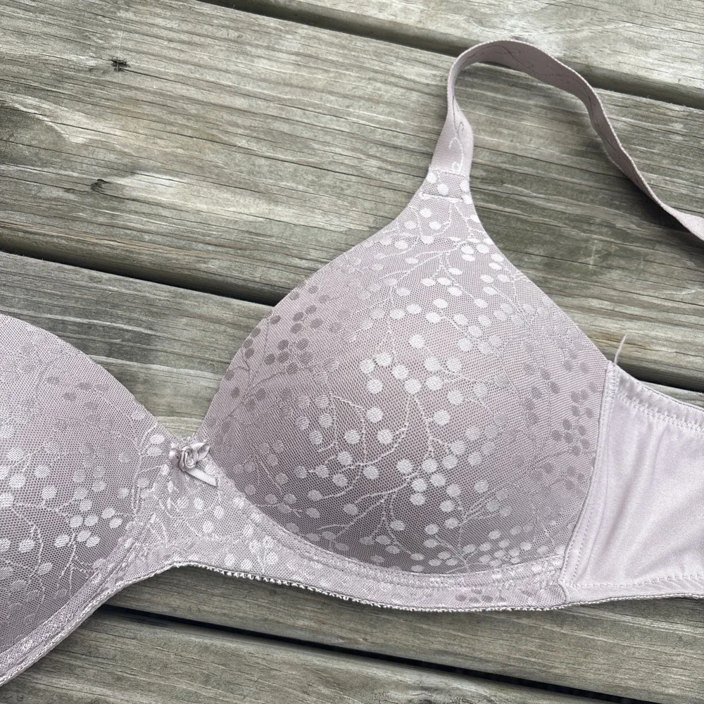 42A Glamorise PADDED NO WIRE Seamless MAXIMIZER Bra Enhance Cup